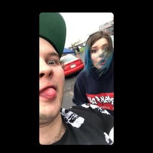 Meet your Posher, Candace